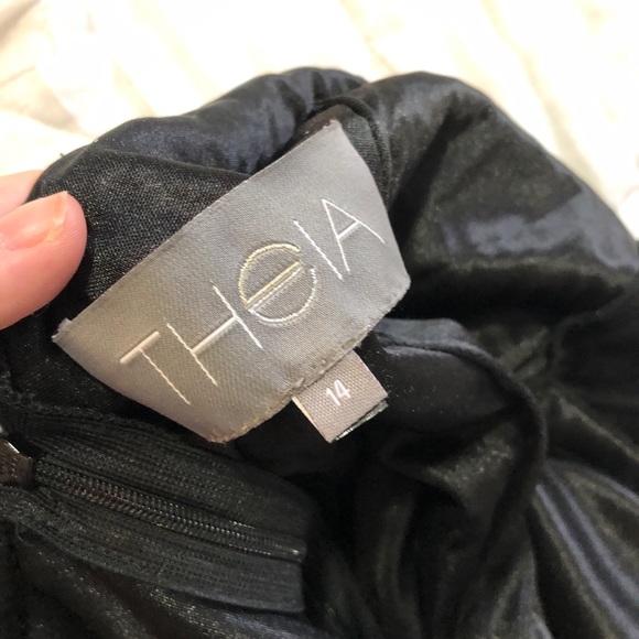 Sequin dress - Picture 4 of 4